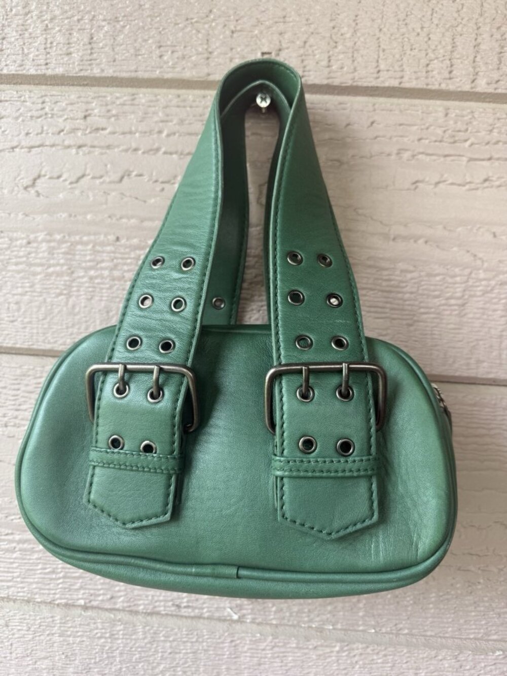 Free People Women’s Green Leather Mini Shoulder Bag Buckle Strap NWT - Picture 3 of 14